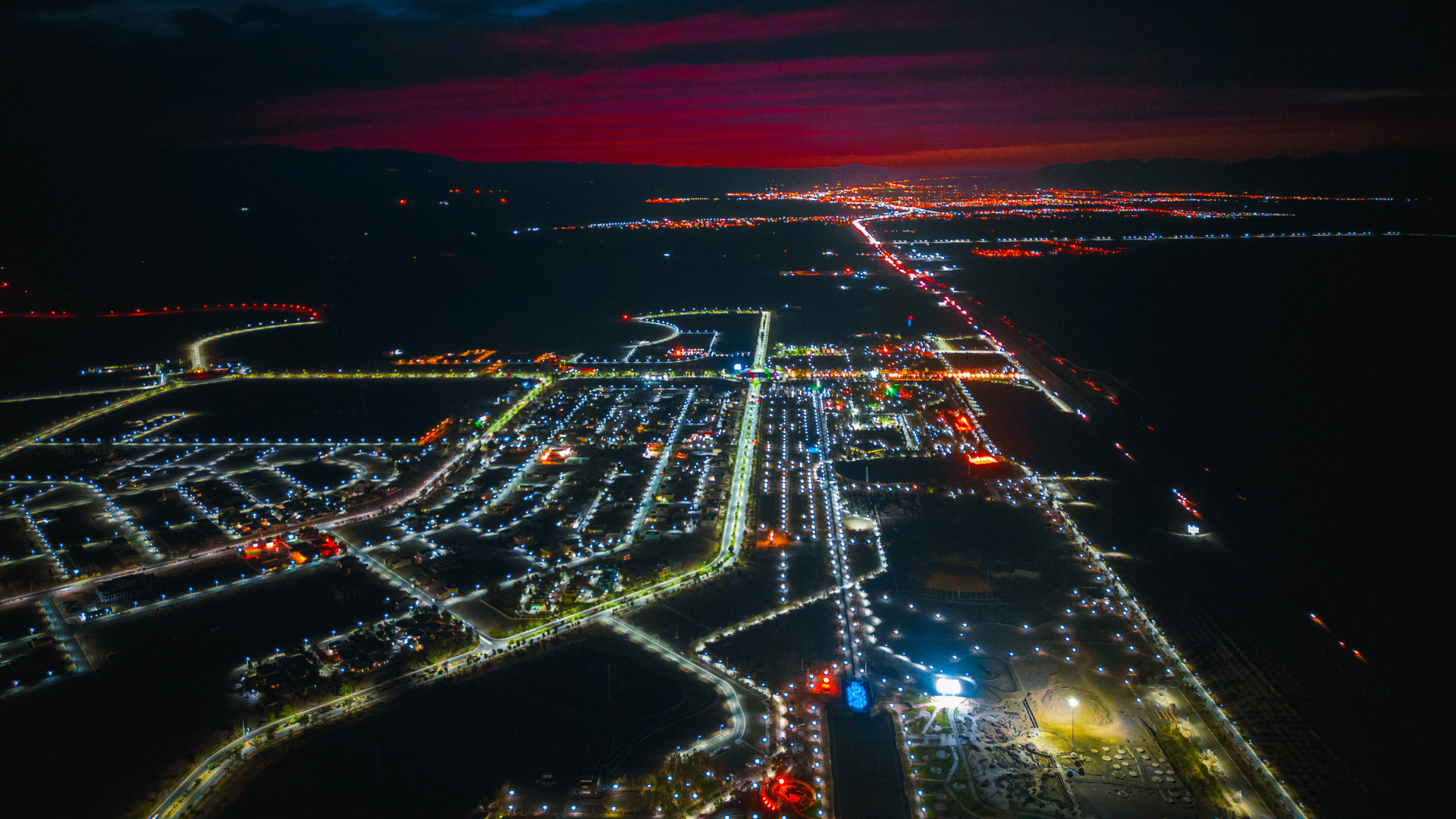 تصویر هوایی شب